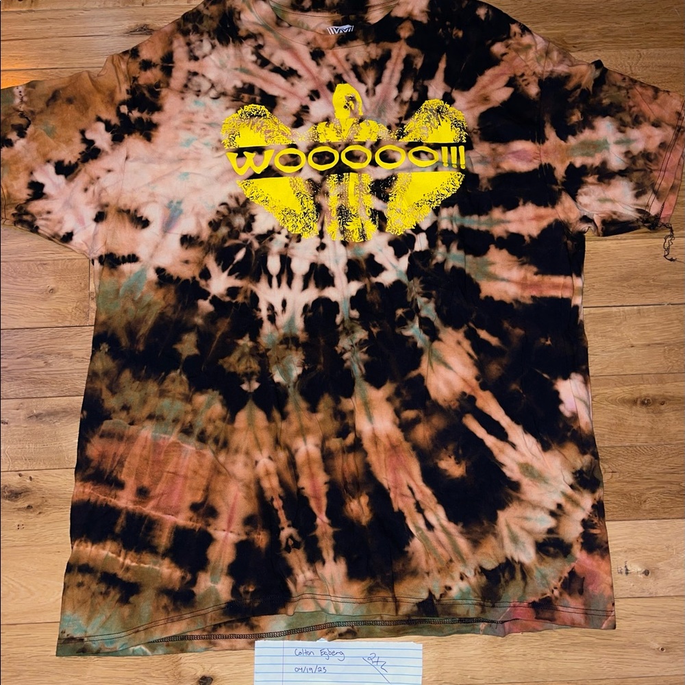 Bleached Tie Dyed Graphic T-Shirt